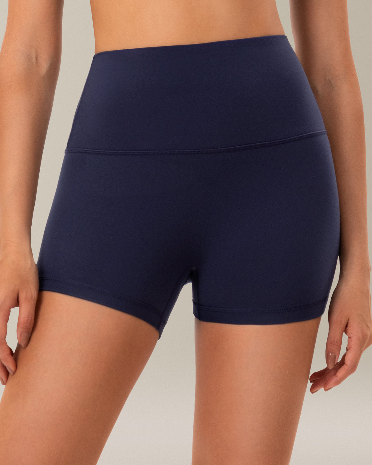 8063 Yunoga No Front Seam High‑Waisted Biker Shorts Navy