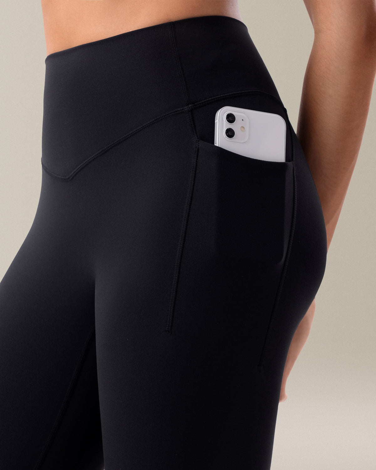 YUNOGA HugMotion No Front Seam Leggings for Women with Pockets - 25 Inches High Waisted Buttery Soft Workout Gym Yoga Pants - Black