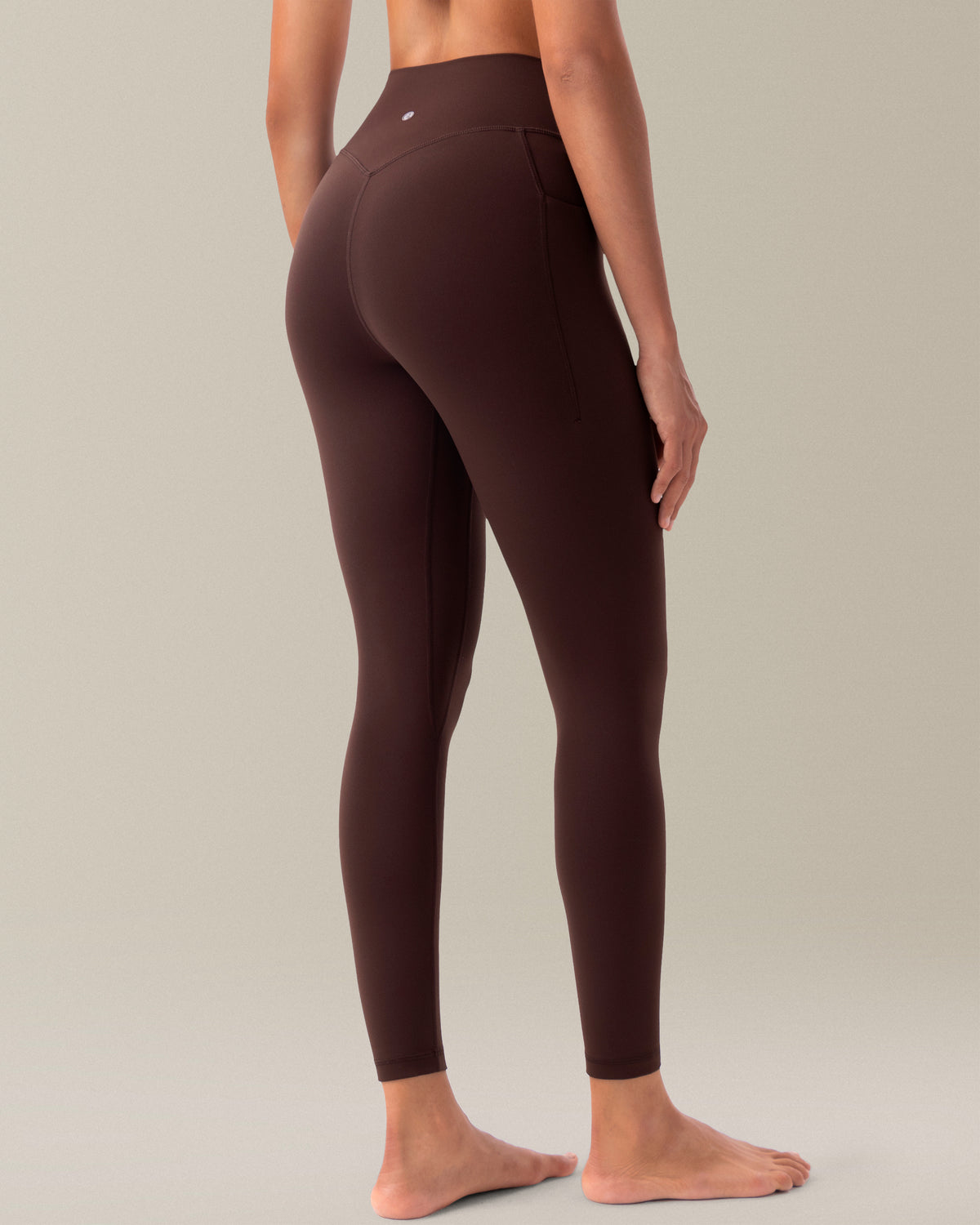 YUNOGA HugMotion No Front Seam Leggings for Women with Pockets - 25 Inches High Waisted Buttery Soft Workout Gym Yoga Pants - Hot Fudge