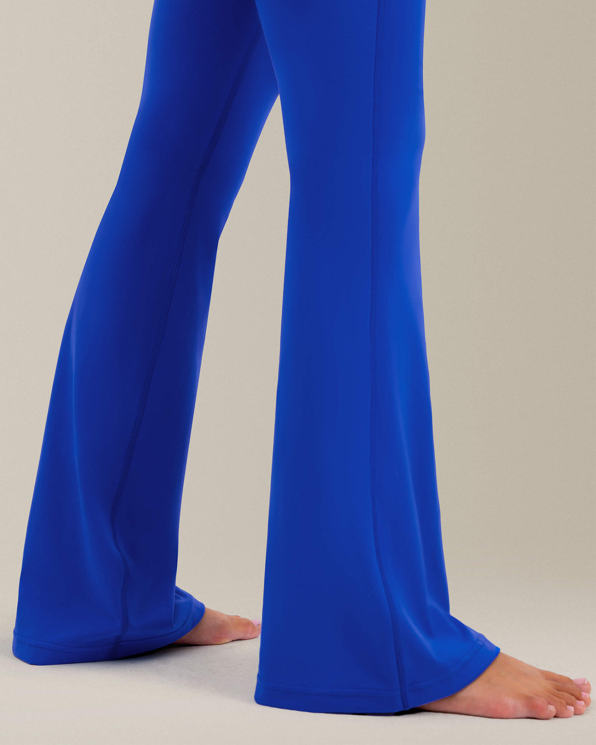 8065 - yunoga tummy control flare leggings with pockets casual wear - royal blue